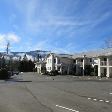Lake Cowichan Lodge Zewnętrze zdjęcie